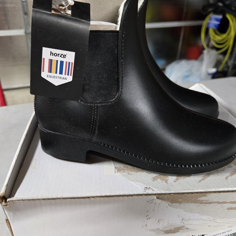 Horze Boon Junior  Equestrian Black Ankle Boots Size 13